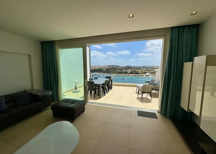 Apartamento Penthouse -centre Of - View In Malta *